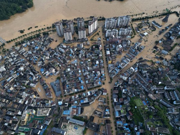 聚合财富 贵州榕江设立7个生活物资临时领取点 保障受灾群众基本生活